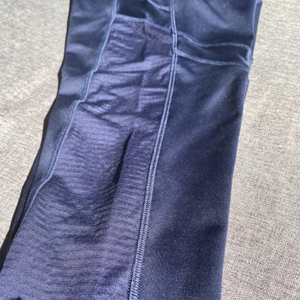 Core 10 by Reebok Women's Mesh Cutout Leggings, Vector Navy, Medium - Picture 6 of 7